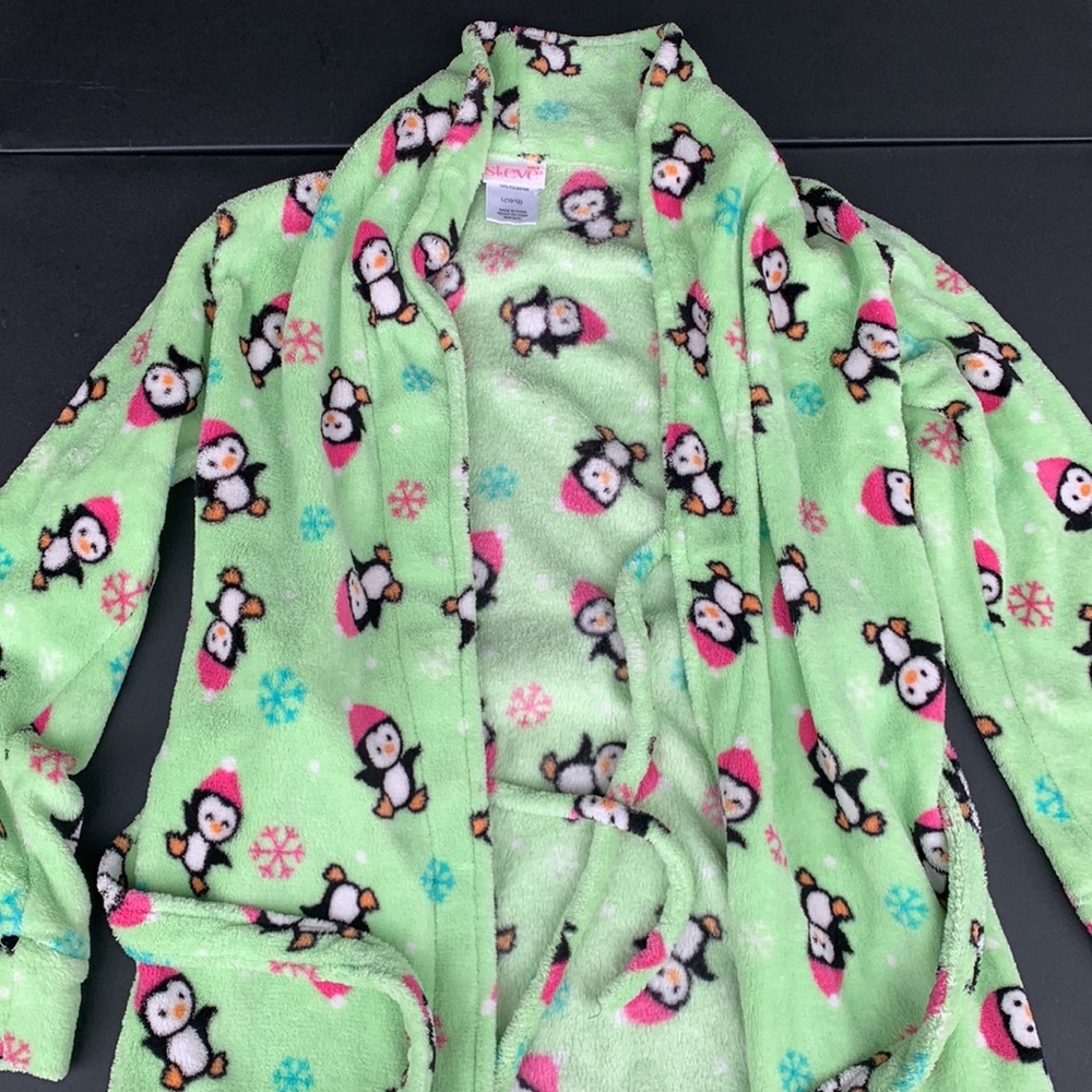 Girl’s Penguin Robe with inside & outside closures